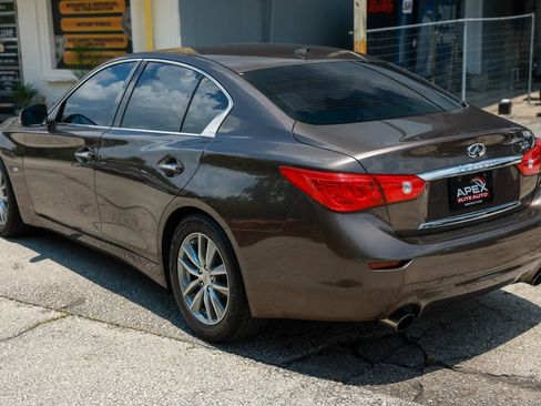 Used 2017 INFINITI Q50 3.0t Premium RWD image 4