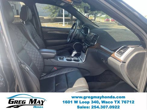 Used 2019 Jeep Grand Cherokee Summit AWD/4WD image 35