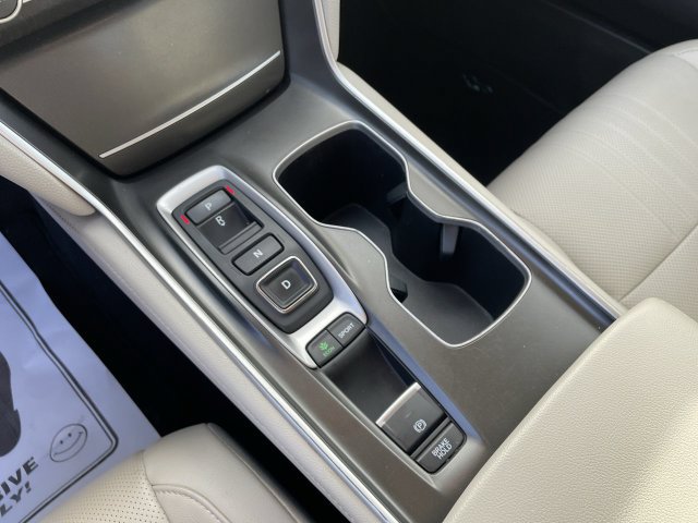 Used 2020 Honda Accord Touring image 19