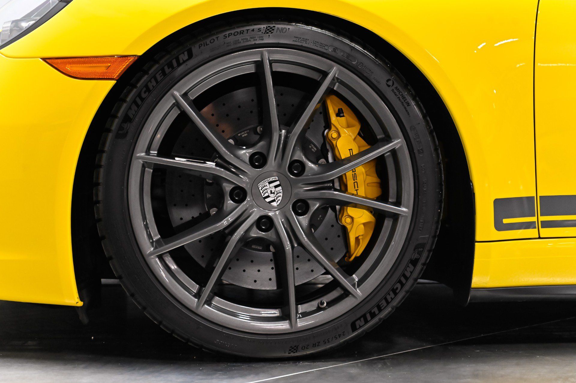 Used 2018 Porsche 911 Carrera T RWD image 34