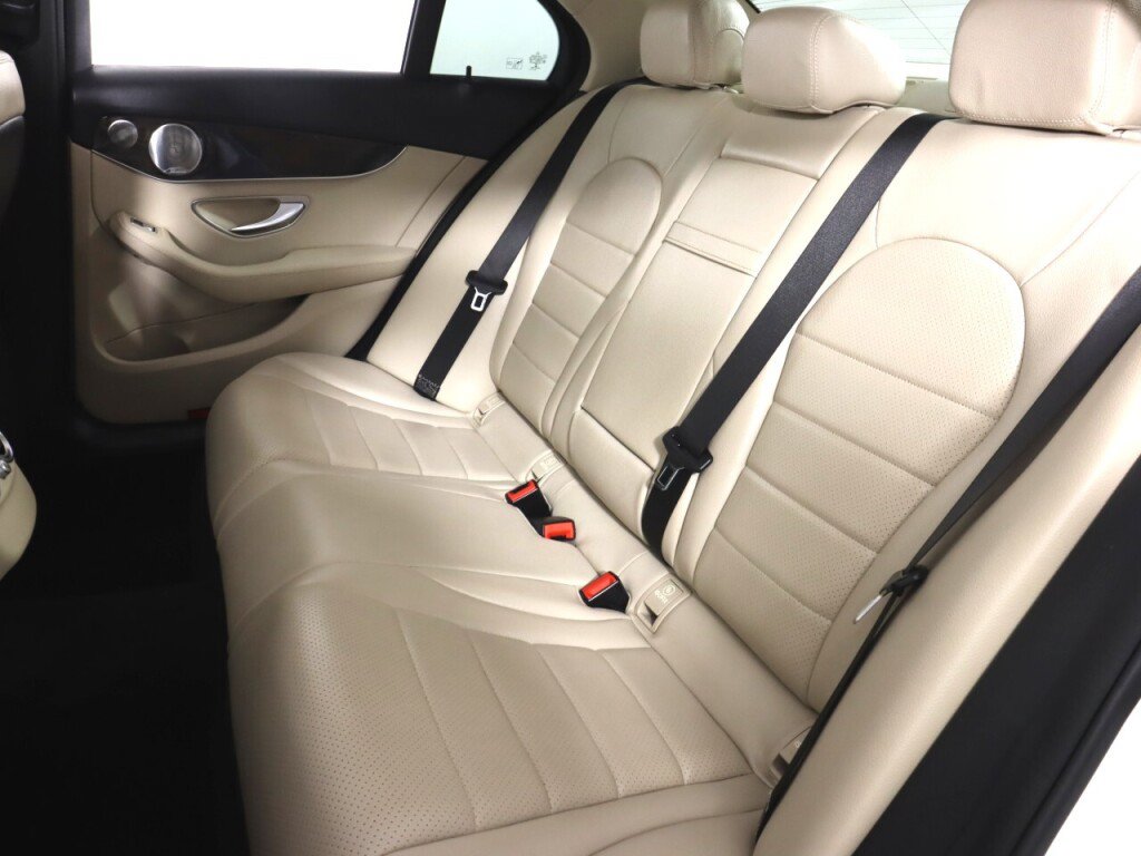 Used 2017 Mercedes-Benz C 300 4MATIC Sedan image 35