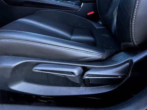 Used 2025 Honda Civic Sport image 12