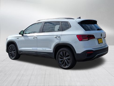 Certified 2024 Volkswagen Taos S FWD image 5