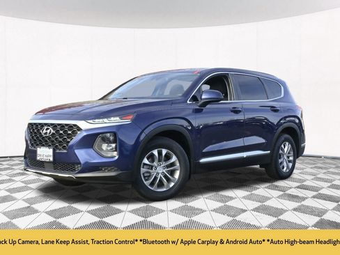 Used 2020 Hyundai Santa Fe SE w/ Cargo Package image 2