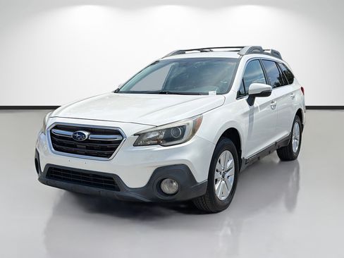 Used 2019 Subaru Outback 2.5i Premium AWD/4WD image 7