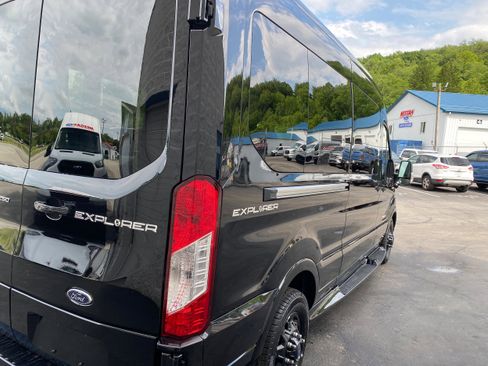 New 2025 Ford Transit 250 9 Passenger AWD w/ Upfitter Package image 9