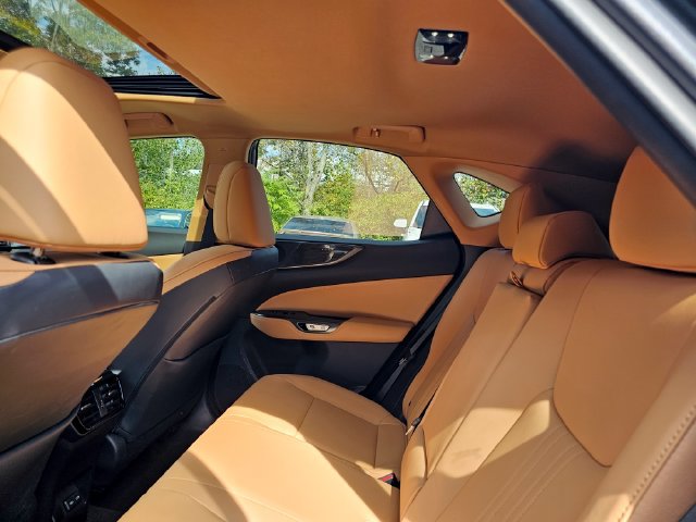 Used 2024 Lexus NX 250 FWD w/ Cold Area Package image 7