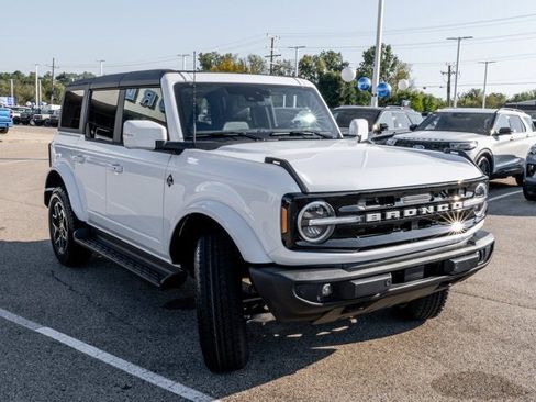 New 2025 Ford Bronco Outer Banks image 43