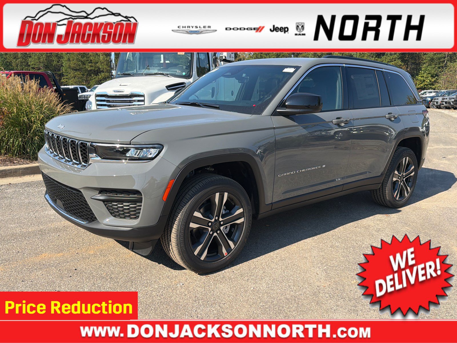 New 2027 Jeep Grand Cherokee Laredo X AWD/4WD image 1