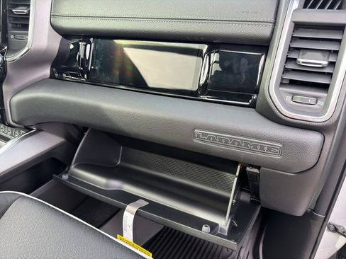 New 2026 RAM 1500 Laramie AWD/4WD image 31