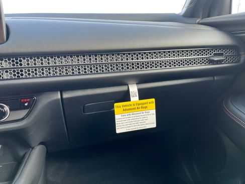 New 2026 Honda HR-V Sport image 10