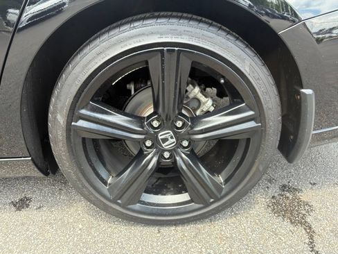 Used 2024 Honda Accord Sport image 39