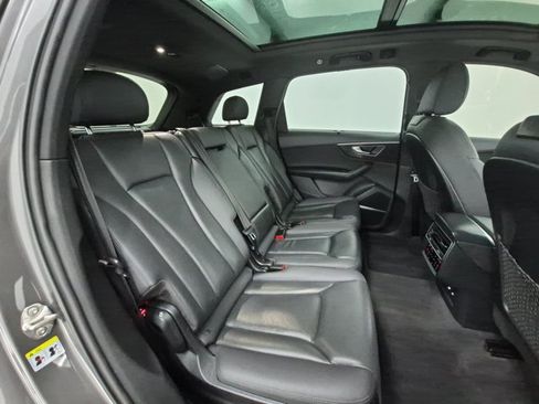 Used 2021 Audi Q7 3.0T Premium Plus AWD/4WD image 24