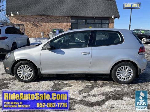 Used 2012 Volkswagen Golf 2-Door image 8
