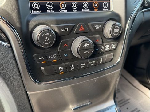 Used 2018 Jeep Grand Cherokee Trailhawk AWD/4WD image 40