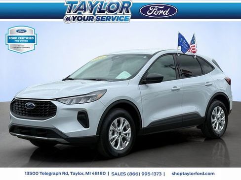 Certified 2025 Ford Escape Active w/ Cold Weather Package AWD/4WD image 1