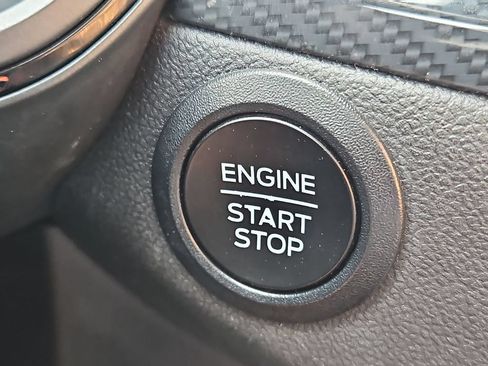 Used 2023 Ford Escape ST-Line FWD image 17