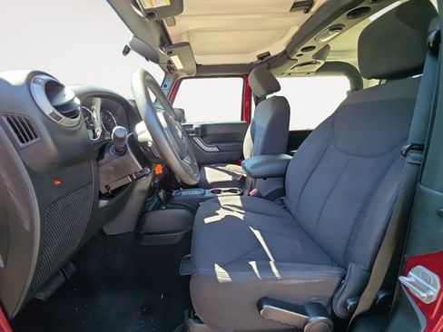 Used 2013 Jeep Wrangler Sport AWD/4WD image 9