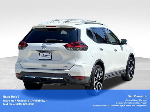 Used 2019 Nissan Rogue SL w/ Premium Package FWD image 12