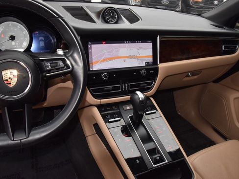 Used 2023 Porsche Macan S image 27