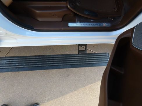 Used 2021 RAM 1500 Limited image 13