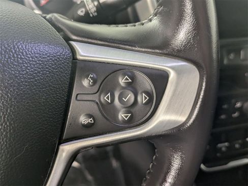 Used 2020 GMC Terrain SLE w/ Driver Convenience Package image 17