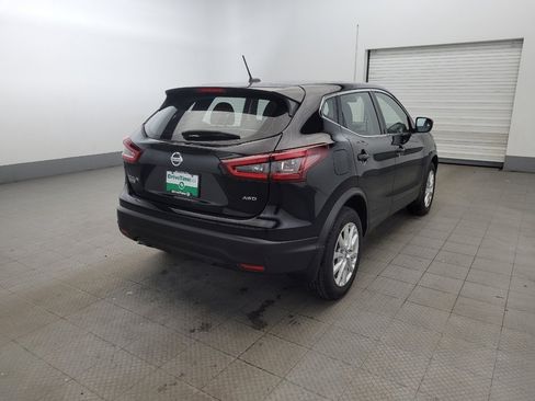 Used 2022 Nissan Rogue Sport S image 9