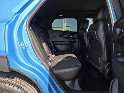 Used 2025 Chevrolet TrailBlazer RS w/ Convenience Package image 16