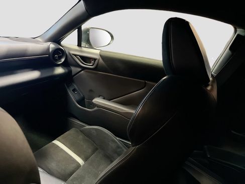 Used 2024 Toyota GR86 Premium RWD image 22