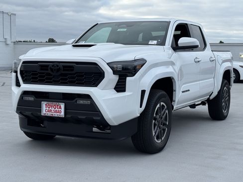 New 2026 Toyota Tacoma TRD Sport AWD/4WD image 11