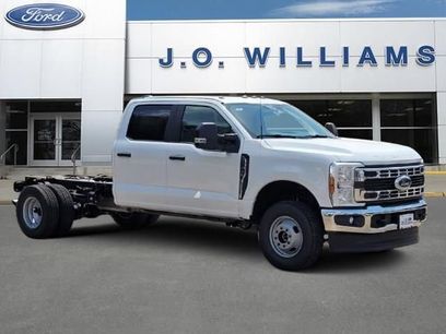 New 2026 Ford F350 XL w/ XL Chrome Package