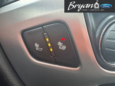 Used 2017 GMC Sierra 1500 SLE w/ Suspension Package, Off-Road image 26