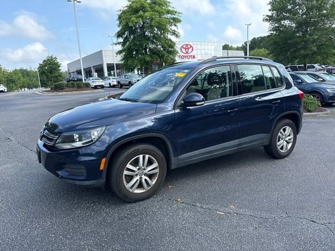 Used 2016 Volkswagen Tiguan S AWD/4WD image 2