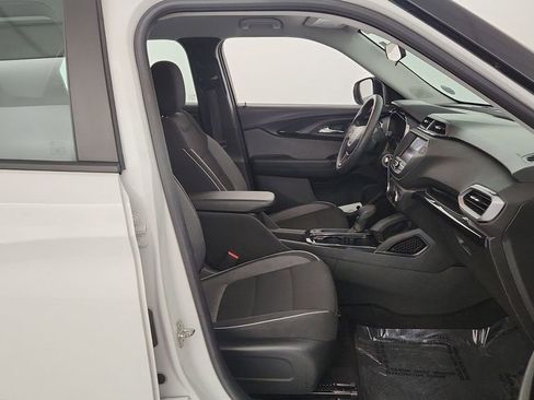 Used 2021 Chevrolet TrailBlazer LS image 25