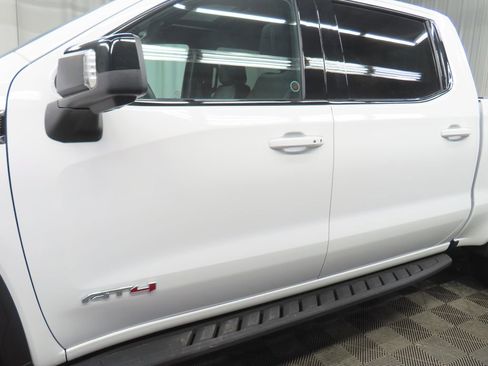 Used 2025 GMC Sierra 1500 AT4 w/ AT4 Premium Package AWD/4WD image 55