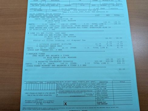 Certified 2022 Cadillac XT4 Premium Luxury w/ Enhanced Visibility Package image 2