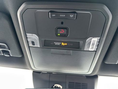 Used 2024 Toyota Tacoma SR5 image 33