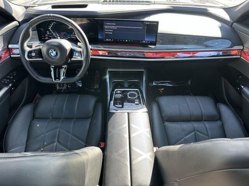 Used 2024 BMW 740i RWD image 20