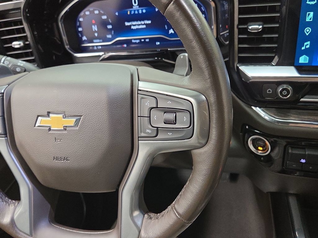 Used 2023 Chevrolet Silverado 1500 LTZ w/ LTZ Premium Package AWD/4WD image 17