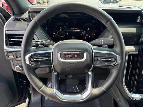 Used 2025 GMC Yukon XL Elevation w/ Technology Package AWD/4WD image 19