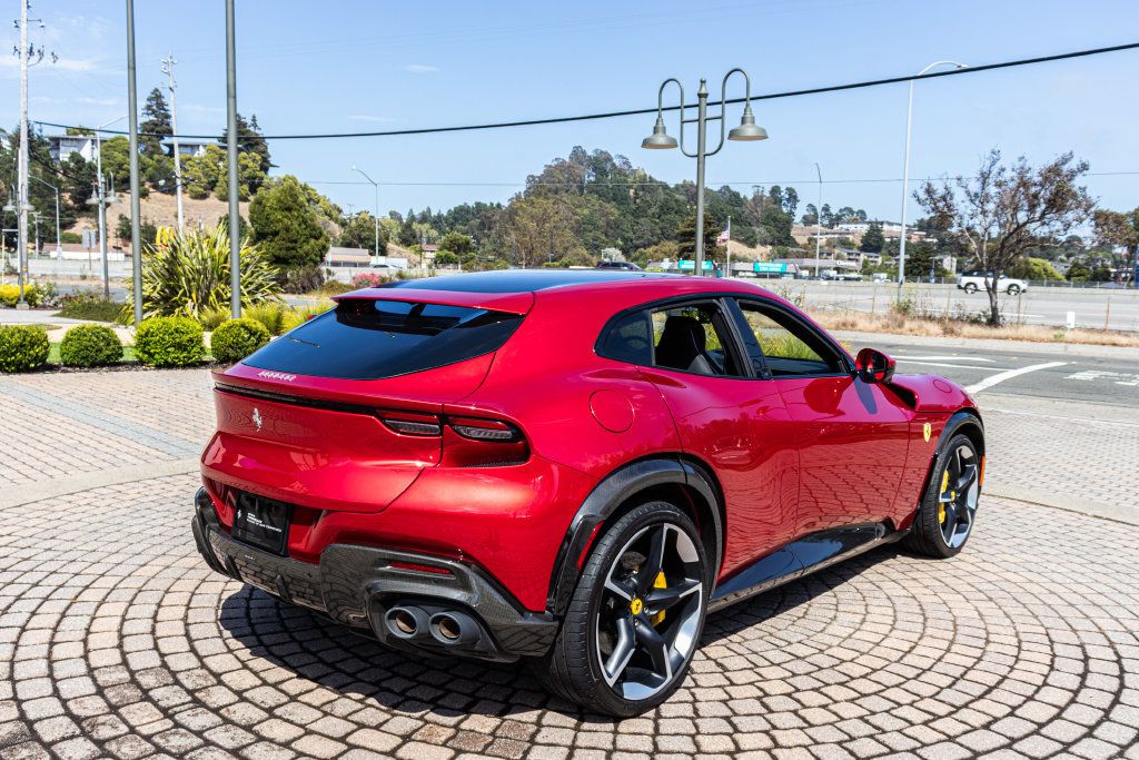 Used 2023 Ferrari Purosangue AWD/4WD image 2