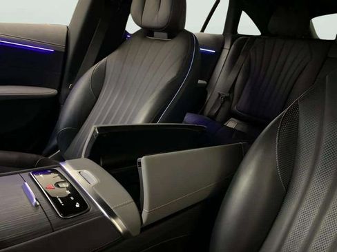 Used 2023 Mercedes-Benz EQS 580 580 4MATIC image 55