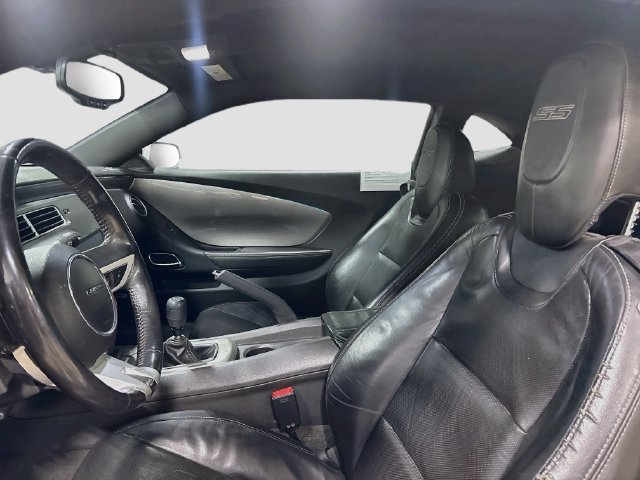Used 2010 Chevrolet Camaro SS w/ RS Package RWD image 15