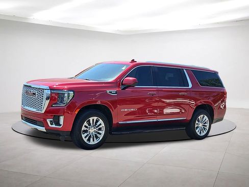 Used 2021 GMC Yukon XL SLT RWD image 3