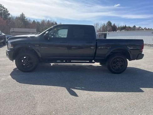 Used 2018 RAM 2500 Laramie w/ Sport Appearance Group AWD/4WD image 3