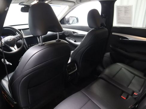 Used 2019 INFINITI QX50 Luxe w/ Cargo Package AWD/4WD image 21