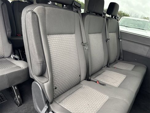 Used 2023 Ford Transit 350 XLT image 19