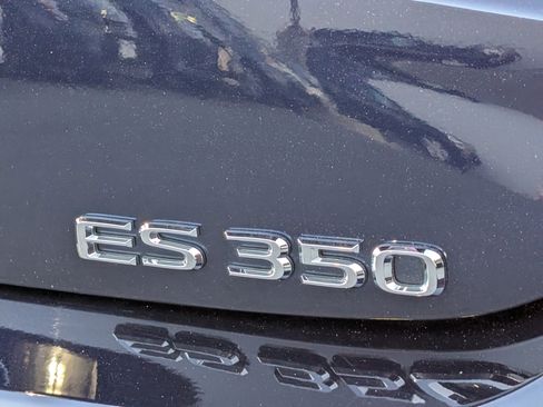 Certified 2019 Lexus ES 350 w/ Accessory Package image 9