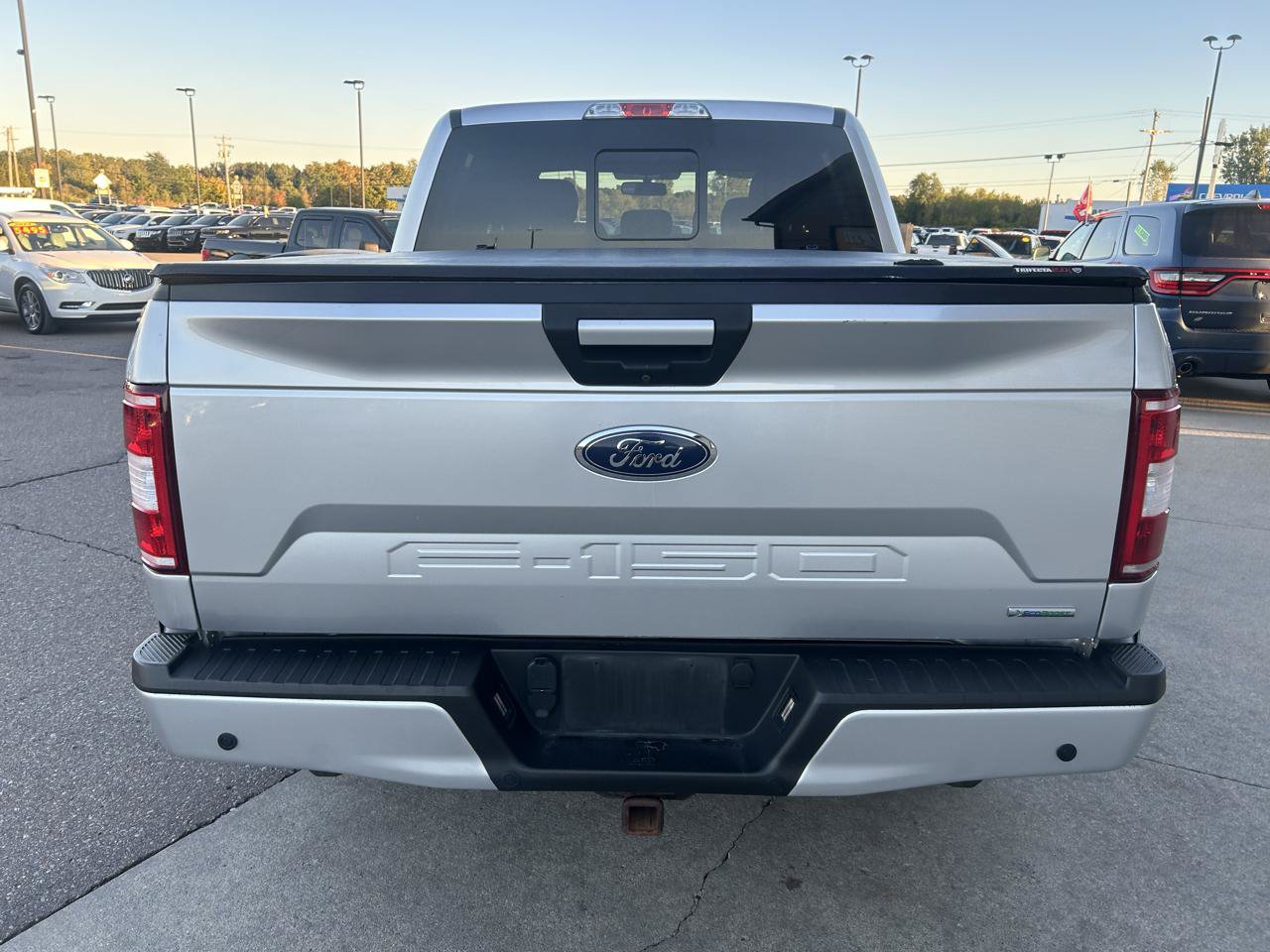 Used 2018 Ford F150 XLT w/ Equipment Group 302A Luxury AWD/4WD image 6