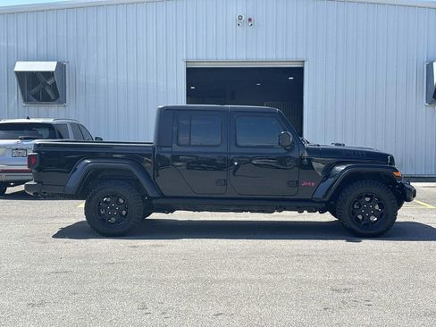 Used 2023 Jeep Gladiator Sport AWD/4WD image 22